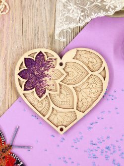 Органайзер для бисера с крышкой «Сердце»