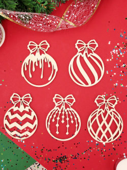 Набор новогодних украшений "Шарики"